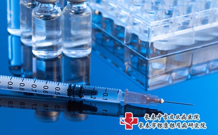 摄图网_501722114_医学医疗疫苗注射器（企业商用）